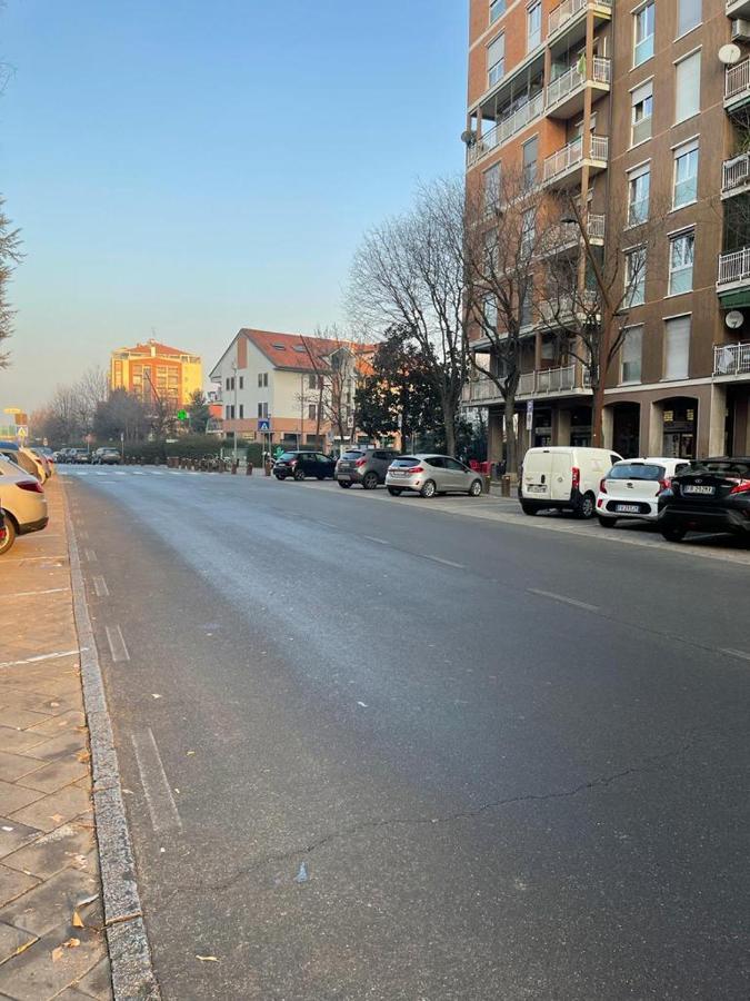 Apartamento Kibilu - San Donato Vicinanze Irccs Policlinico San Donato Milanese Exterior foto
